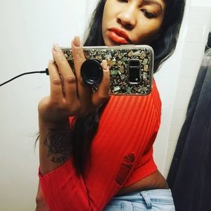 Meet your Posher, Kim